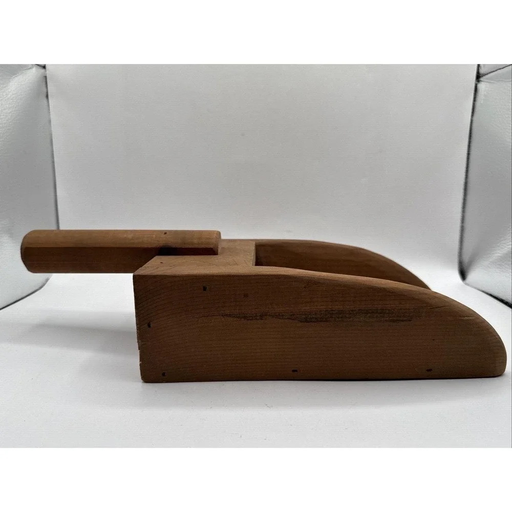 Unbranded‎ Wooden Scoop Hand Carved House Wall Pocket Brown Primitive Folk Art